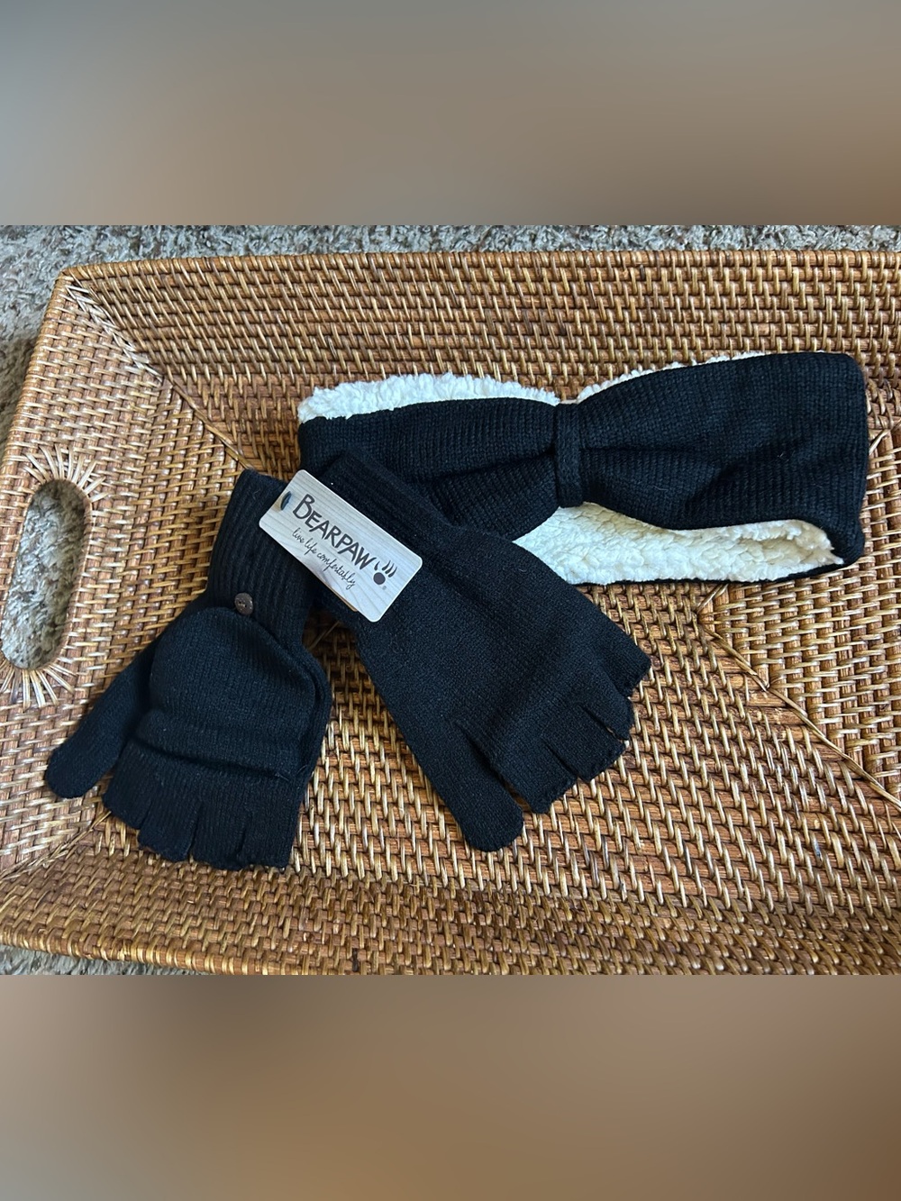 BEARPAW Black Sherpa Lined Headband & Pop-Top Glove Set – NWT
